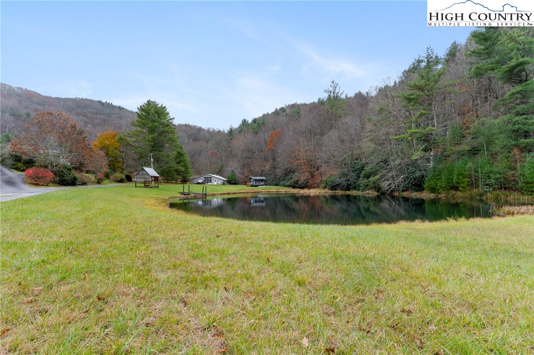 339 Stillhouse Branch Road Laurel Springs, NC 28644 - Photo 6 of 50