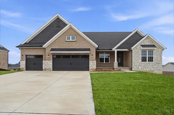 $735,000 | 395 David Lee Court, Monroe, OH 45050