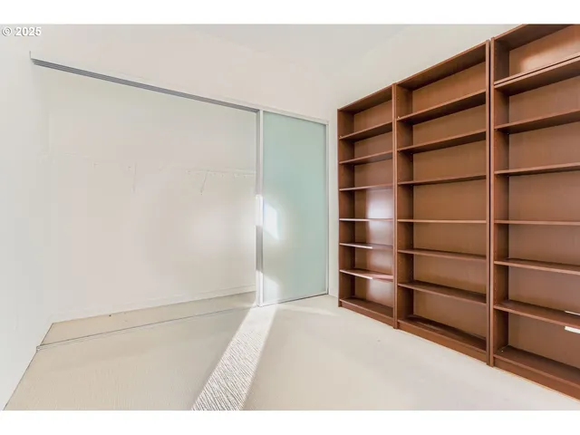 $289,000 | 1455 North Killingsworth Street, Unit 313, Portland, OR 97217