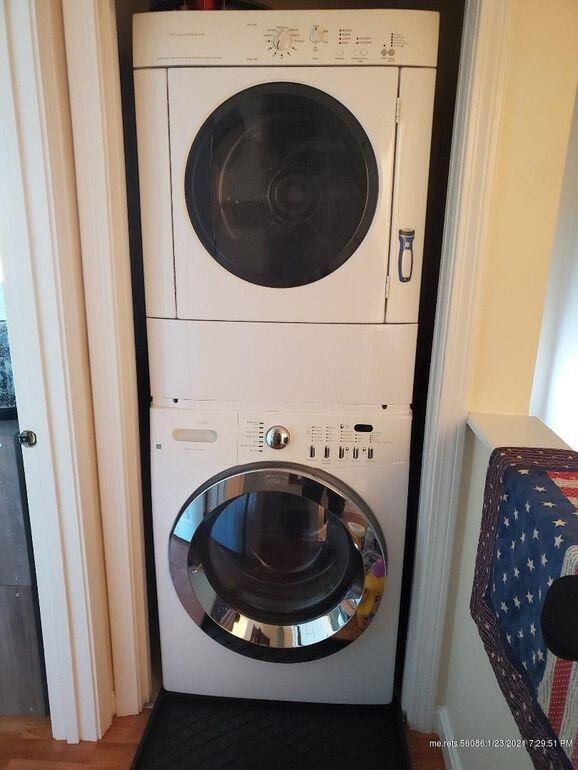 378 Portland Road, Unit 7 Gray, ME 04039 - Photo 12 of 18 laundry