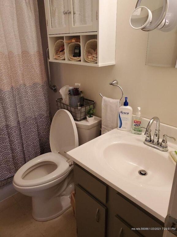 378 Portland Road, Unit 7 Gray, ME 04039 - Photo 13 of 18 bath