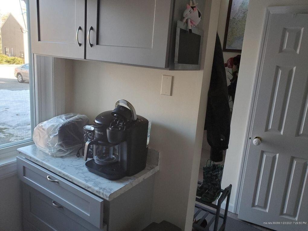 378 Portland Road, Unit 7 Gray, ME 04039 - Photo 5 of 18 coffee nook