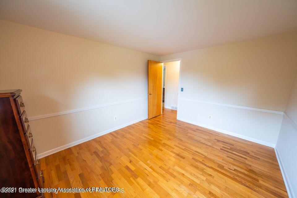 5849 Green Road Haslett, MI 48840 - Photo 19 of 48 41