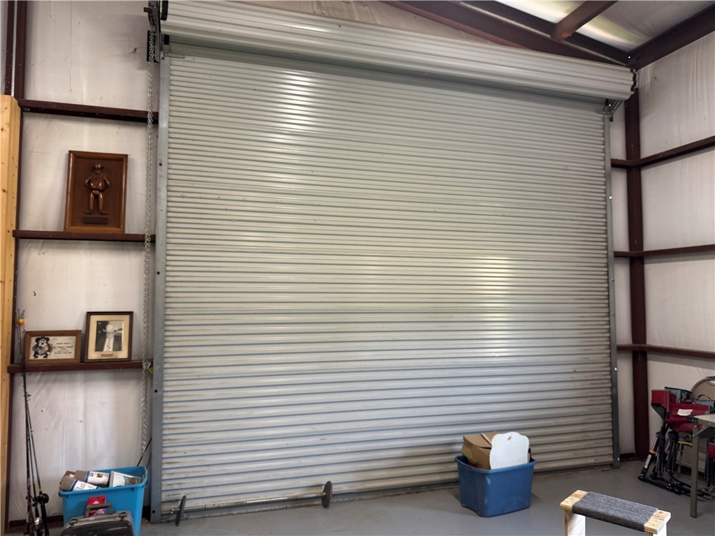 967 Little Mississippi Cemetery Road, Unit COUNTYROAD Franklin, TX 77856 - Photo 15 of 27 a view of a house with a potted plant and a window