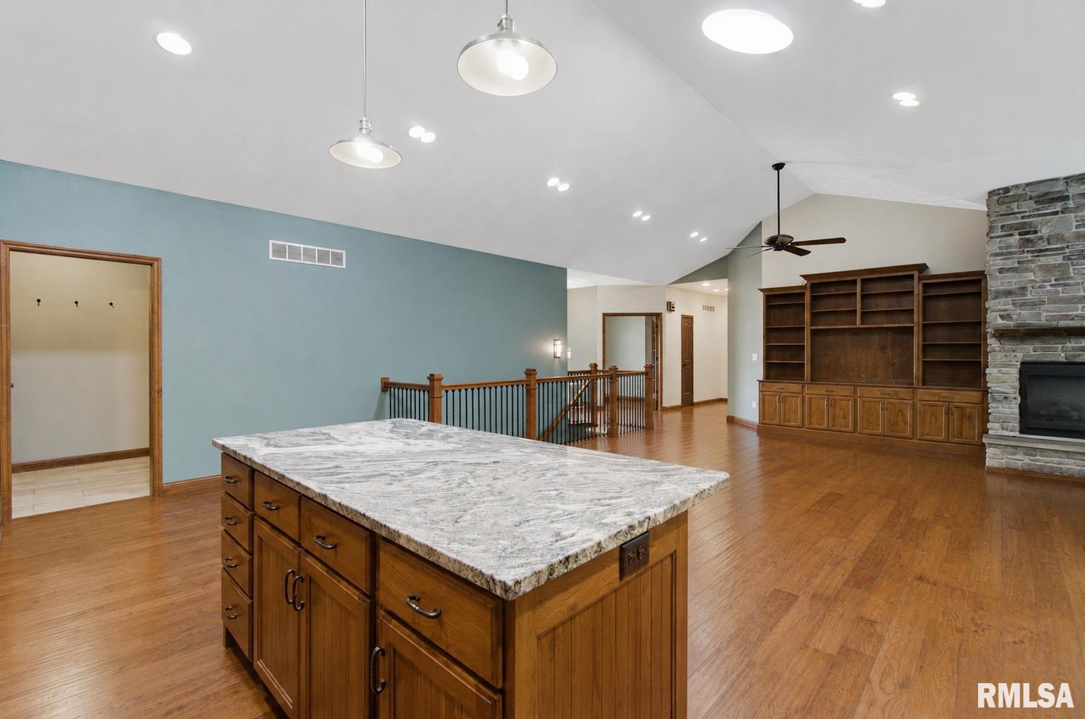 1841 Autumn Ridge Washington, IL 61571 - Photo 12 of 36 Gallery Image 12