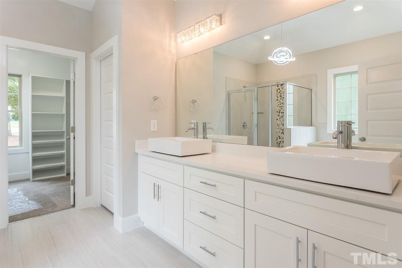 643 Dogeye Road Benson, NC 27504 - Photo 14 of 28 Gallery Image 14