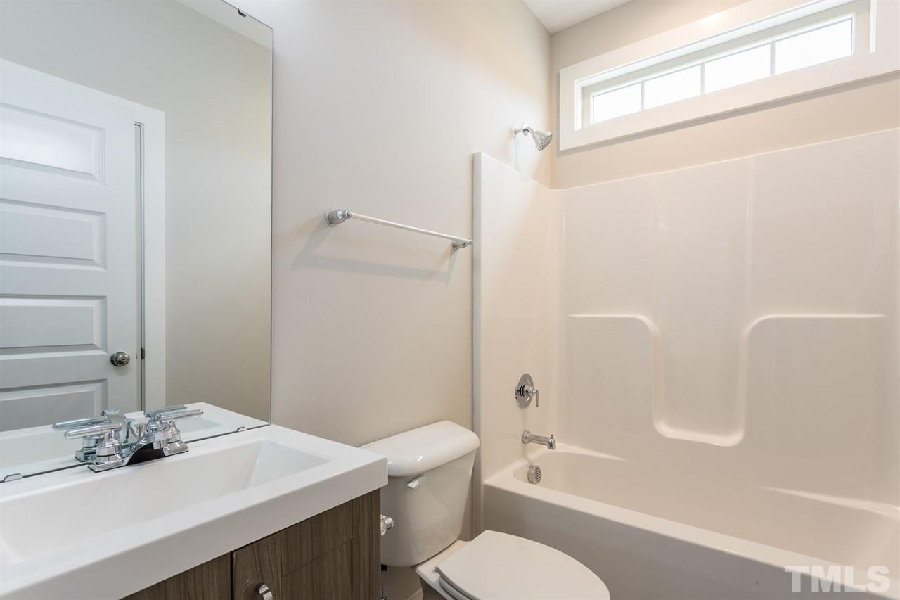 643 Dogeye Road Benson, NC 27504 - Photo 19 of 28 Gallery Image 19