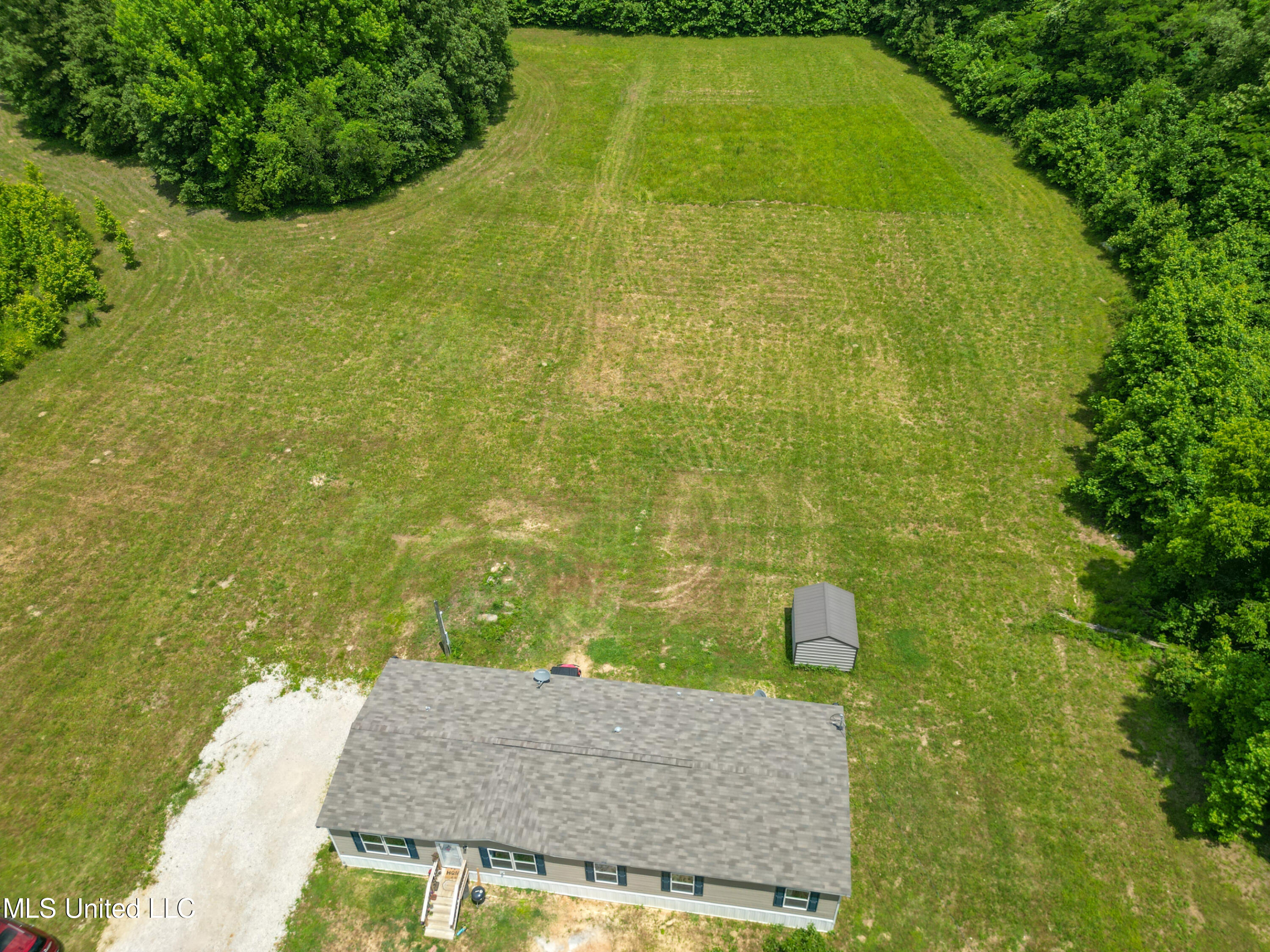 321 McClyde Road Como, MS 38619 - Photo 11 of 34 mcclydedrone-2