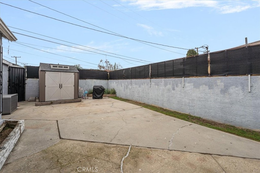 1701 North Pearl Avenue Compton, CA 90221 - Photo 28 of 37