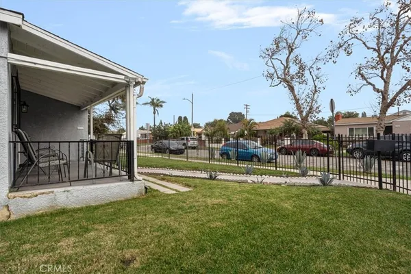 $620,000 | 1701 North Pearl Avenue, Compton, CA 90221