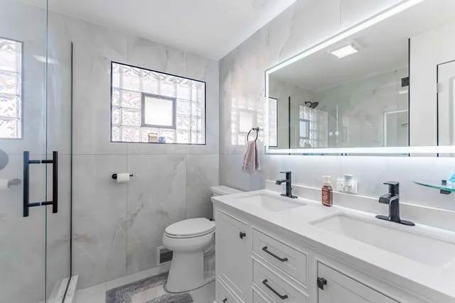 $499,999 | 3507 North Narragansett Avenue, Chicago, IL 60634