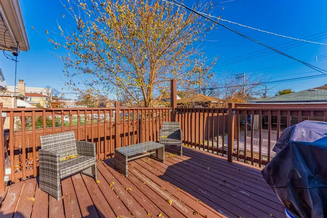 $499,999 | 3507 North Narragansett Avenue, Chicago, IL 60634