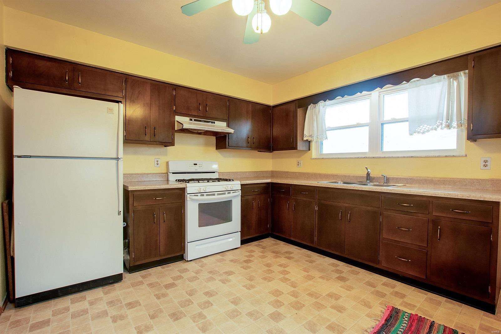 4828 Club Congress Road Waterloo, IL 62298 - Photo 19 of 34