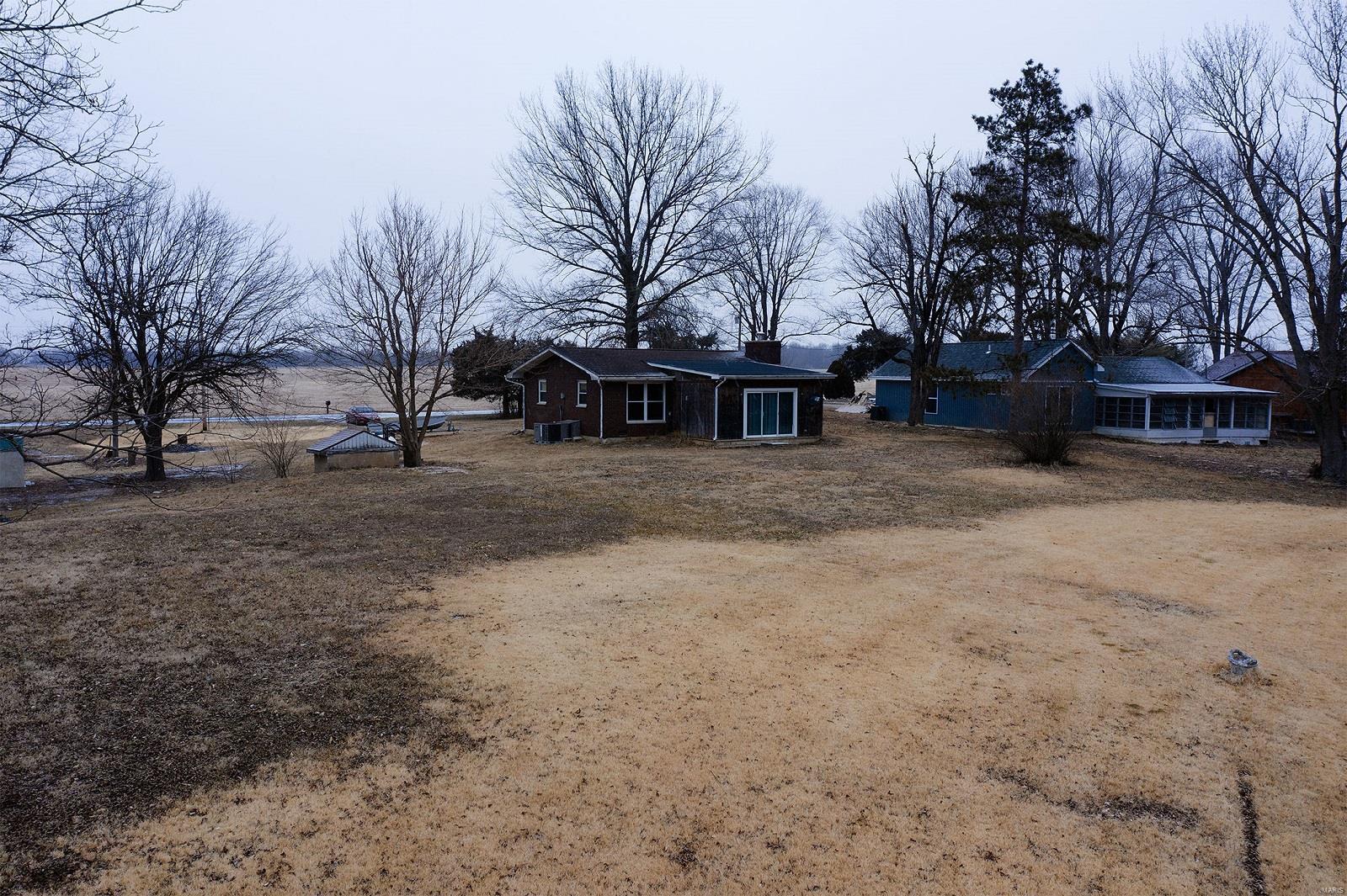 4828 Club Congress Road Waterloo, IL 62298 - Photo 29 of 34