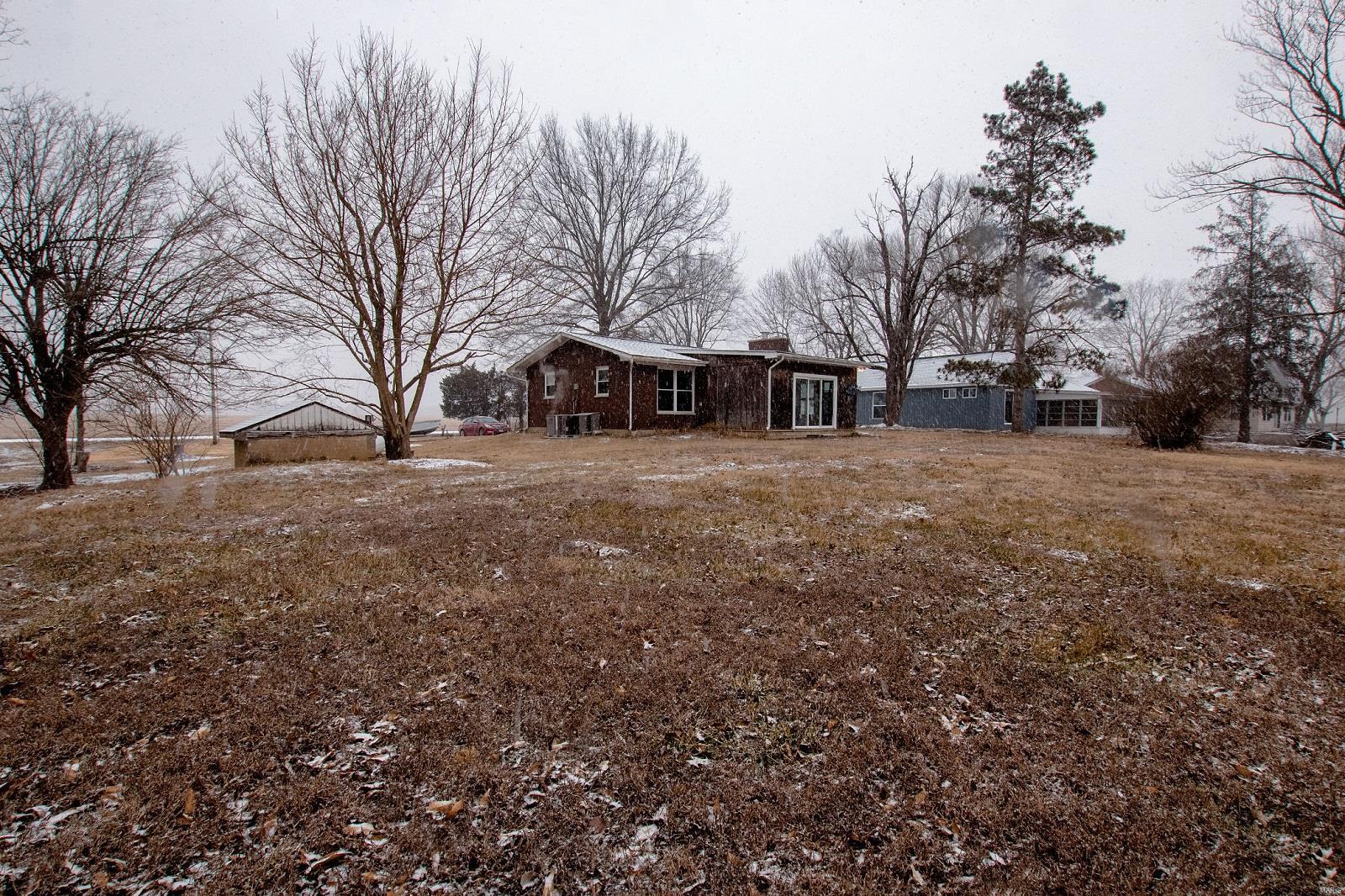 4828 Club Congress Road Waterloo, IL 62298 - Photo 4 of 34