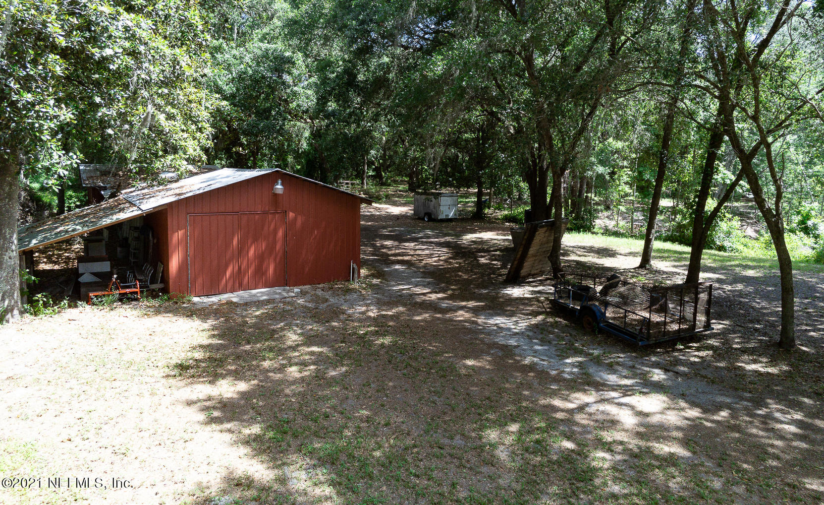 8020 Breezy Point Road Melrose, FL 32666 - Photo 22 of 39 Ext Barn c
