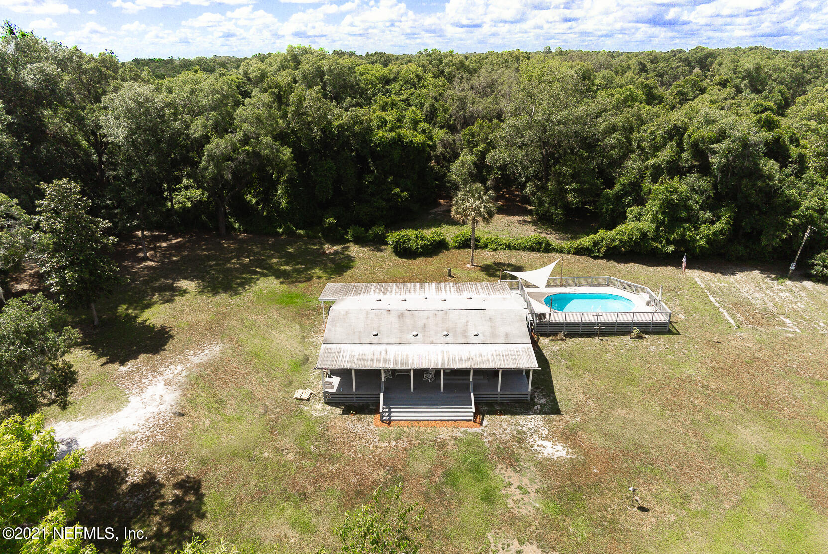 8020 Breezy Point Road Melrose, FL 32666 - Photo 23 of 39 Ext Front b