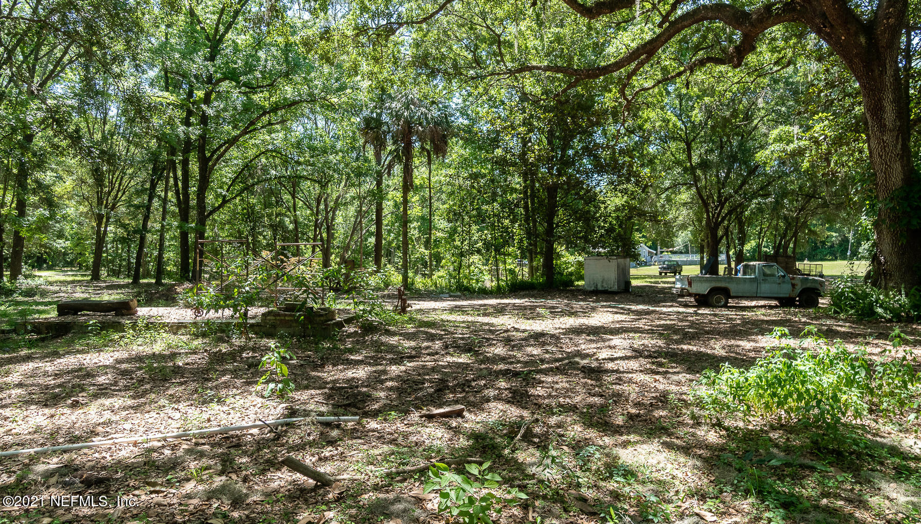 8020 Breezy Point Road Melrose, FL 32666 - Photo 33 of 39 Ext Mobil Home Pad