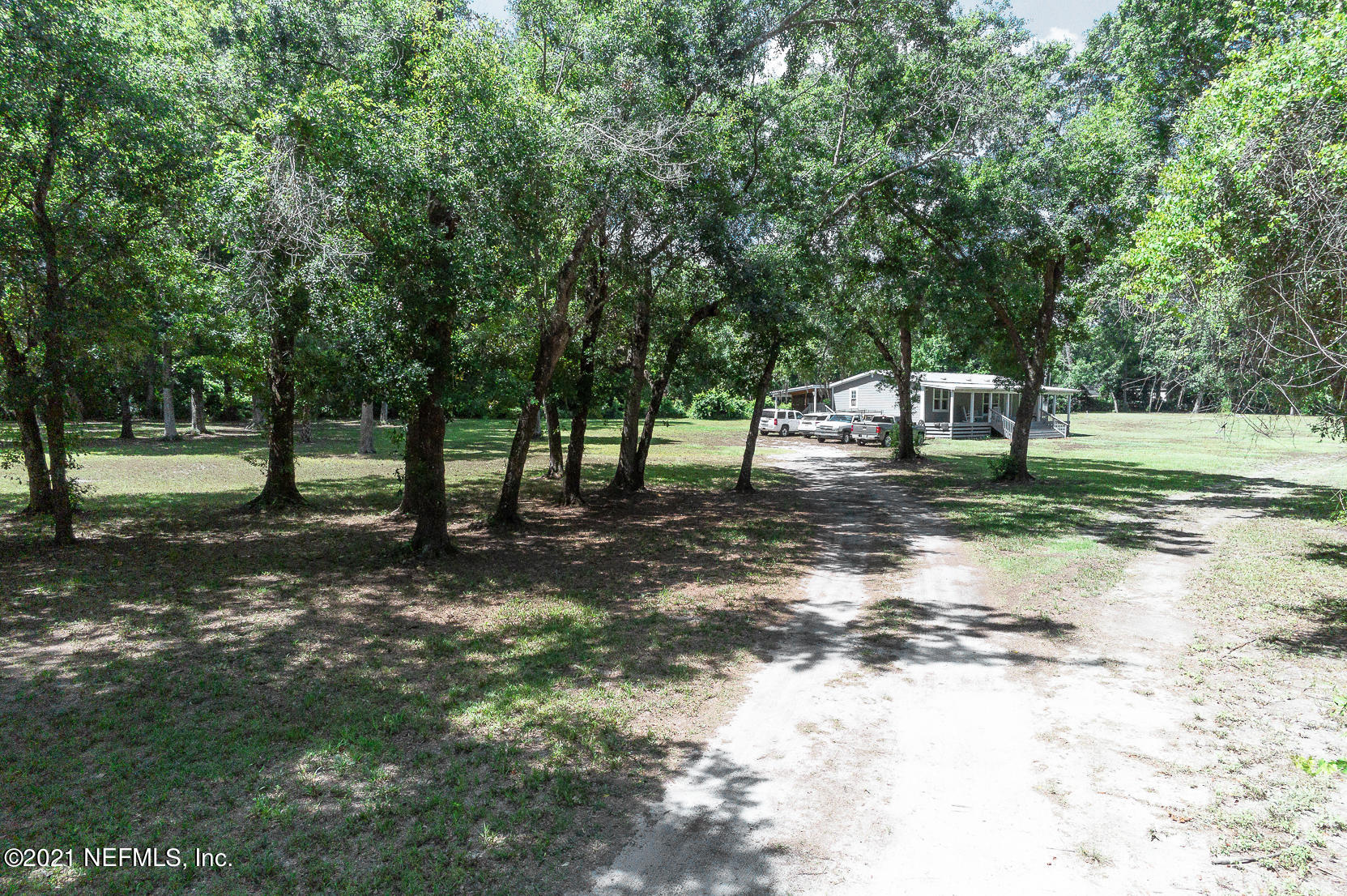 8020 Breezy Point Road Melrose, FL 32666 - Photo 36 of 39 Ext Road in