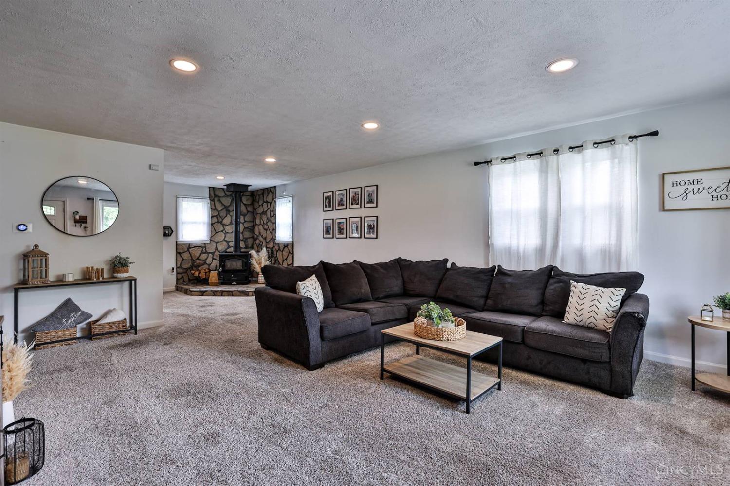 5851 Union Road Franklin, OH 45005 - Photo 4 of 31 Gallery Image 4
