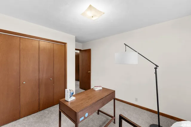 $299,900 | 209 Lake View Court, Colona, IL 61241