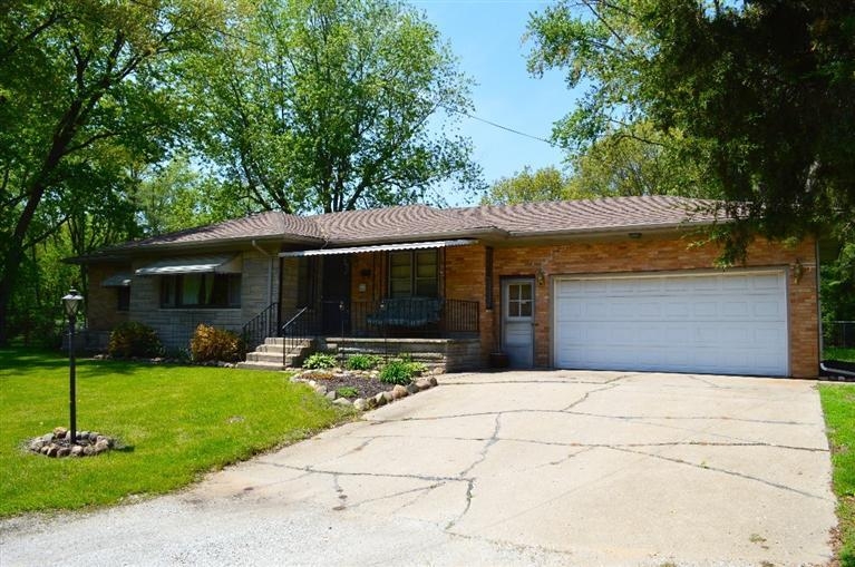 1122 Cedar Street Southwest De Motte, IN 46310 - Photo 3 of 10 767x509