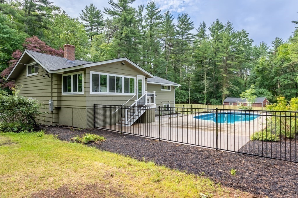 408 Taylor Road Stow, MA 01775 - Photo 32 of 38