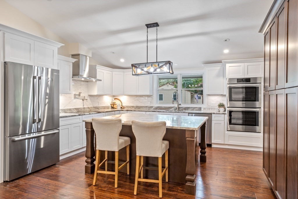 408 Taylor Road Stow, MA 01775 - Photo 8 of 38