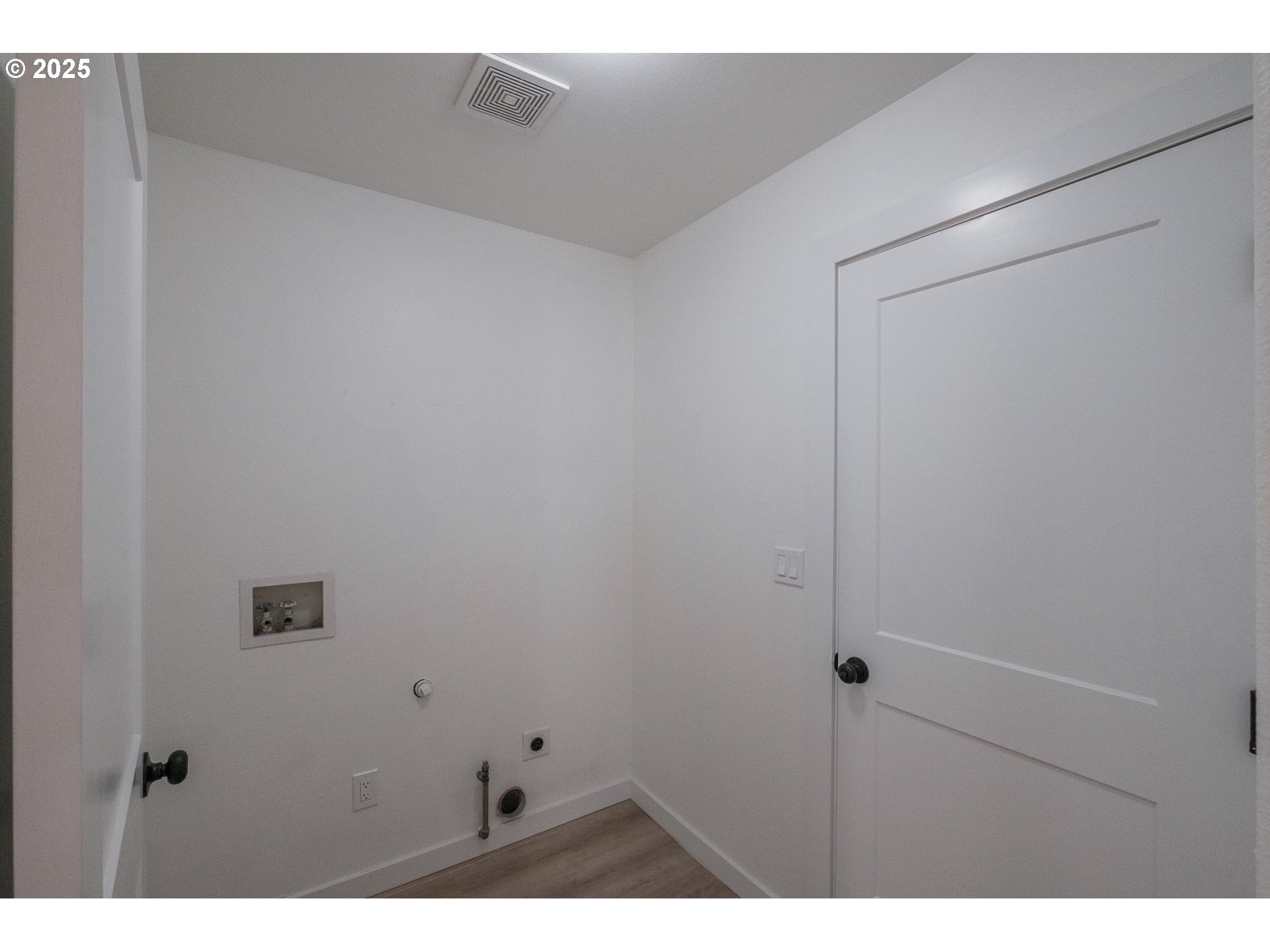 91223 Rustic Court Eugene, OR 97408 - Photo 17 of 47