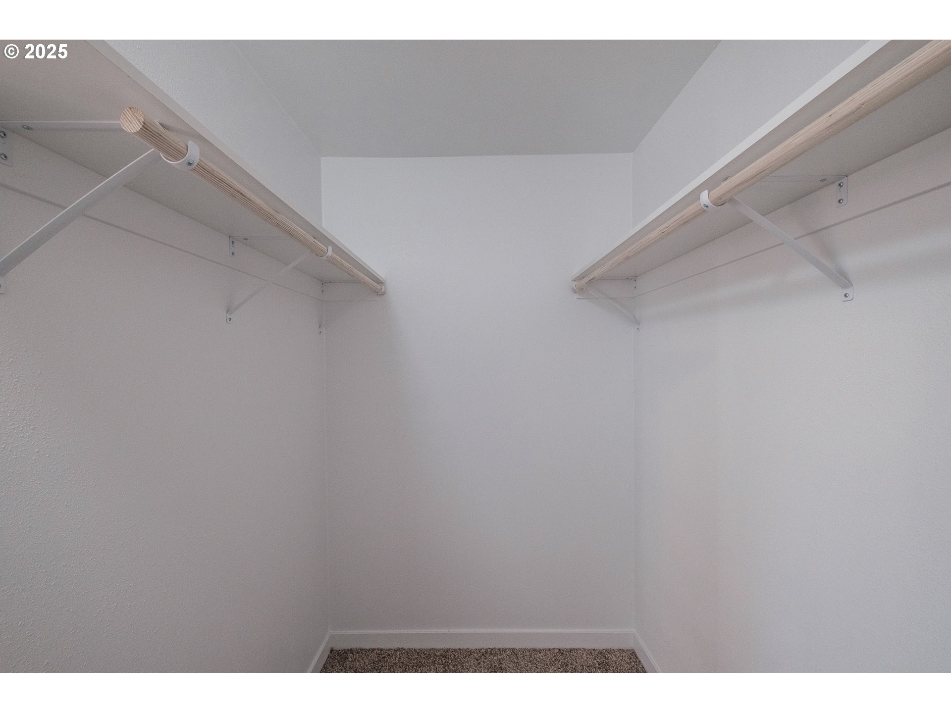 91223 Rustic Court Eugene, OR 97408 - Photo 24 of 47