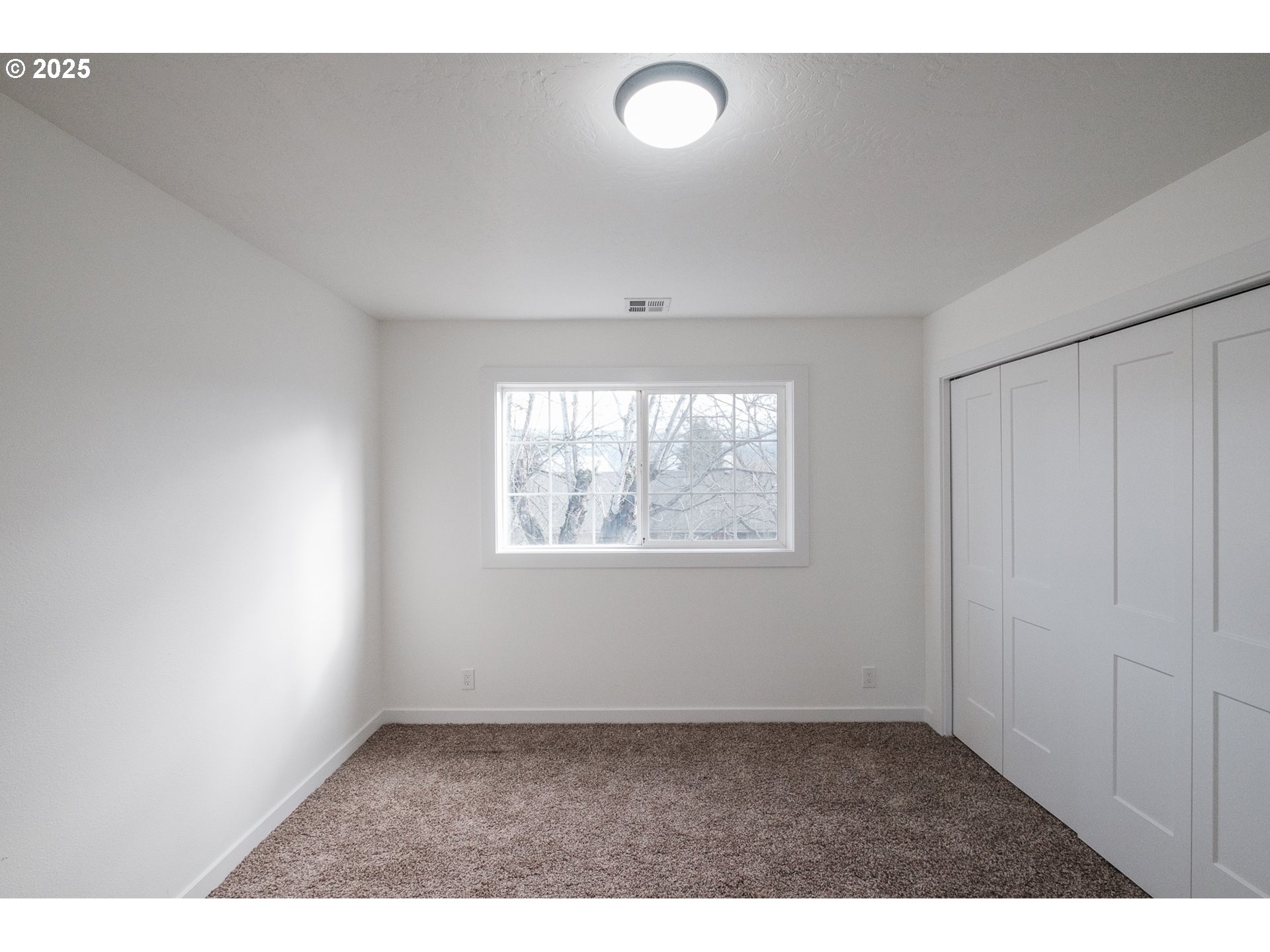 91223 Rustic Court Eugene, OR 97408 - Photo 33 of 47