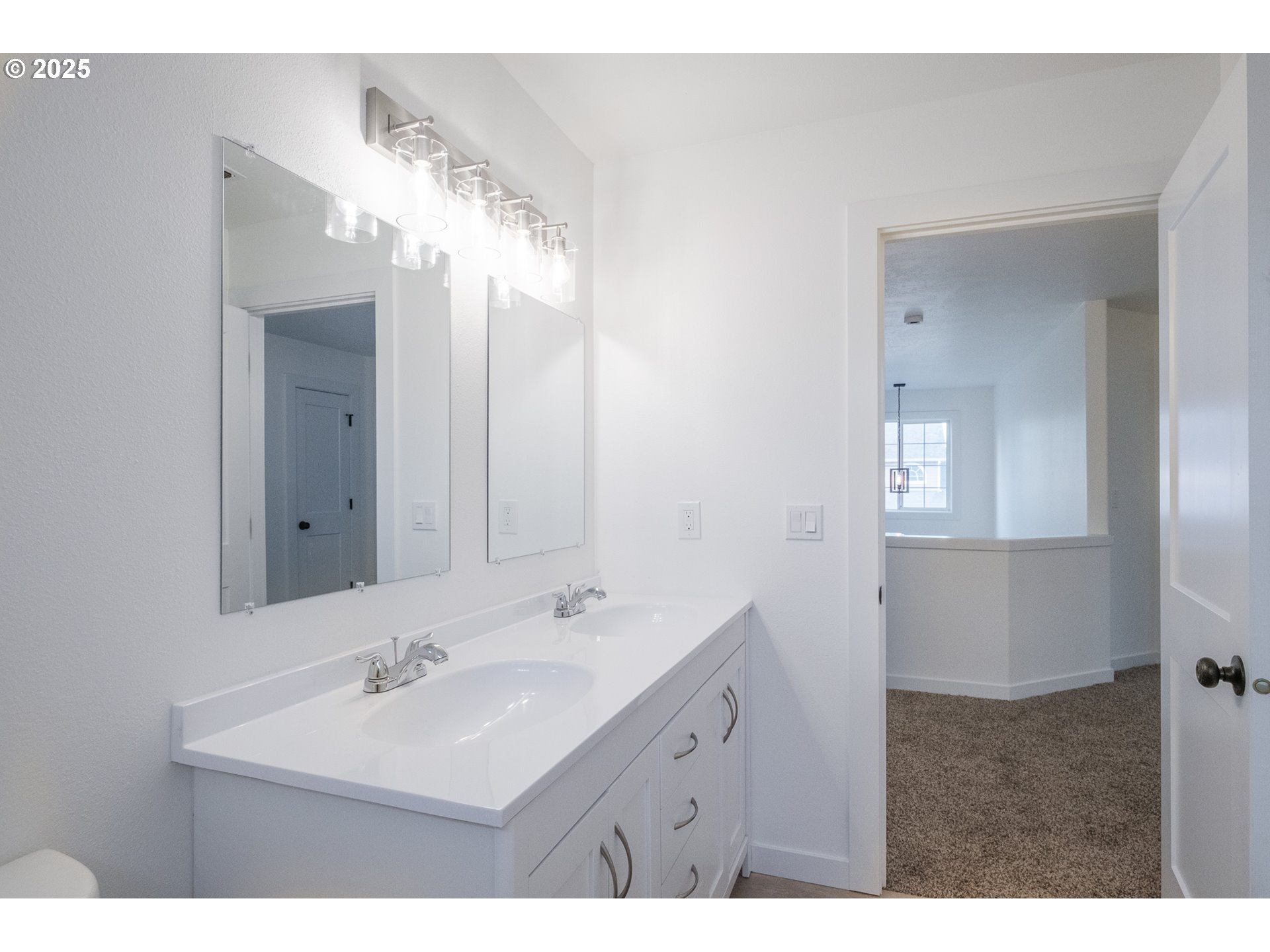 91223 Rustic Court Eugene, OR 97408 - Photo 36 of 47