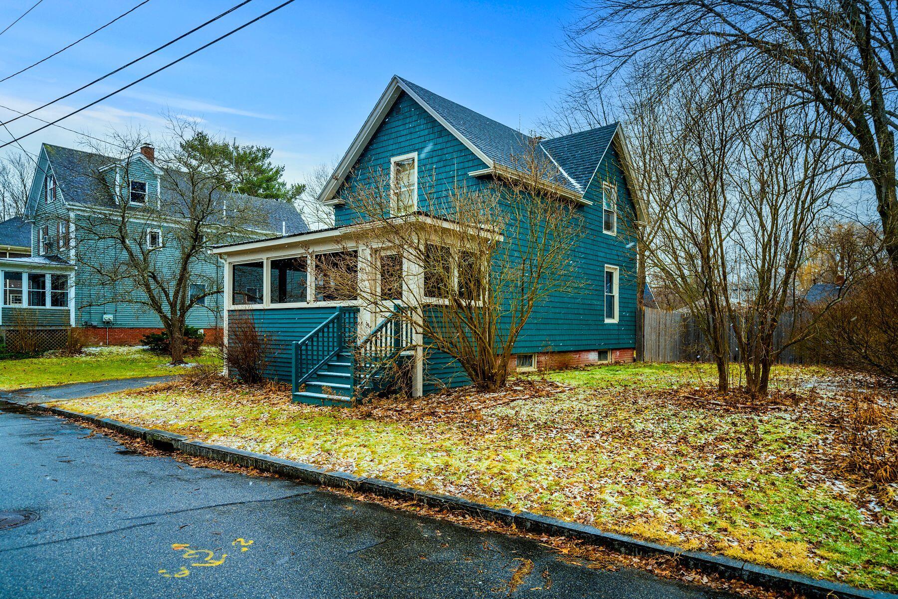 74 Devon Street Portland, ME 04102 - Photo 3 of 22 74 front 3