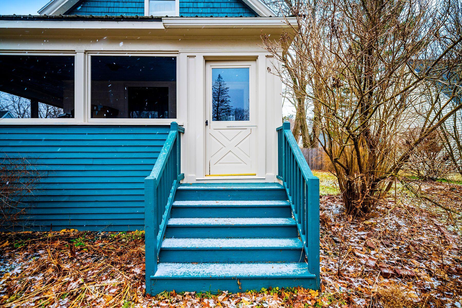 74 Devon Street Portland, ME 04102 - Photo 4 of 22 c