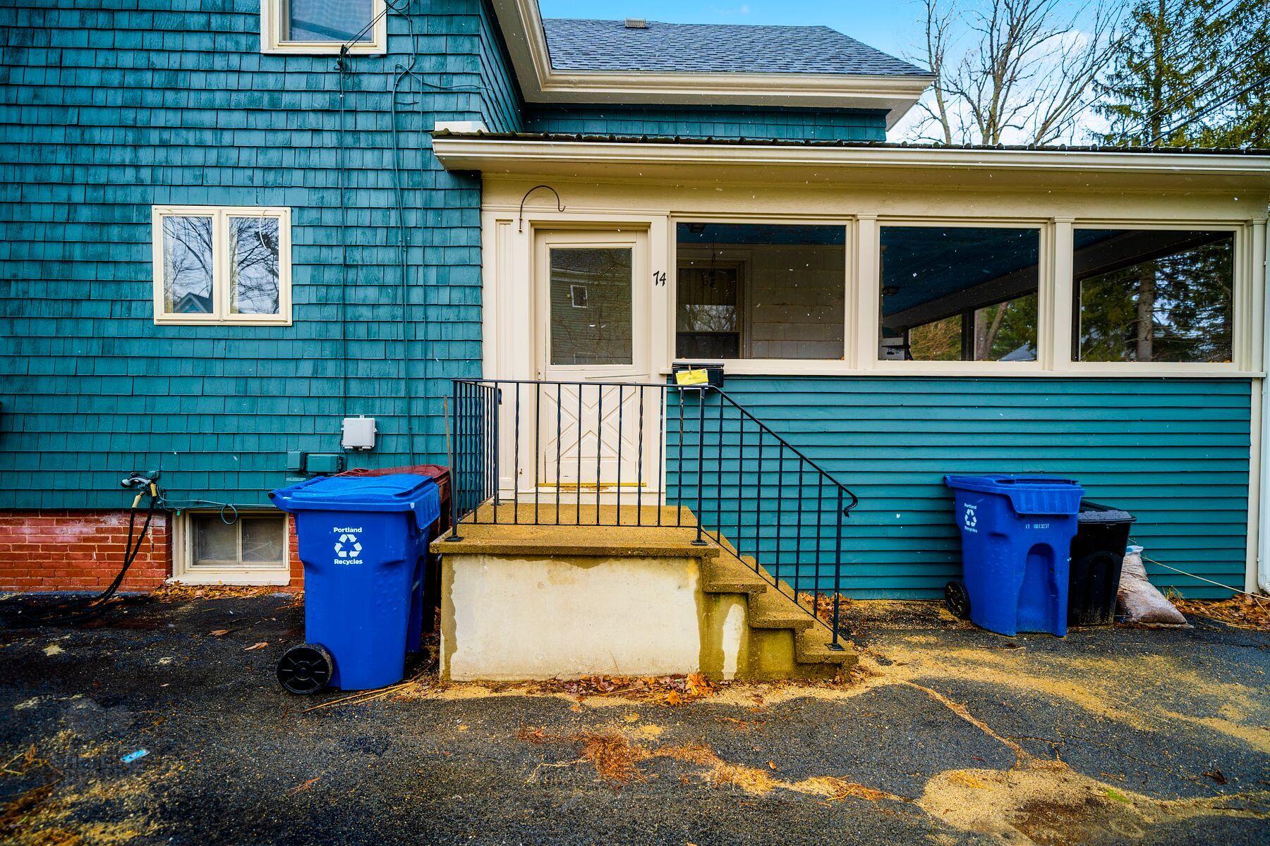 74 Devon Street Portland, ME 04102 - Photo 6 of 22 d