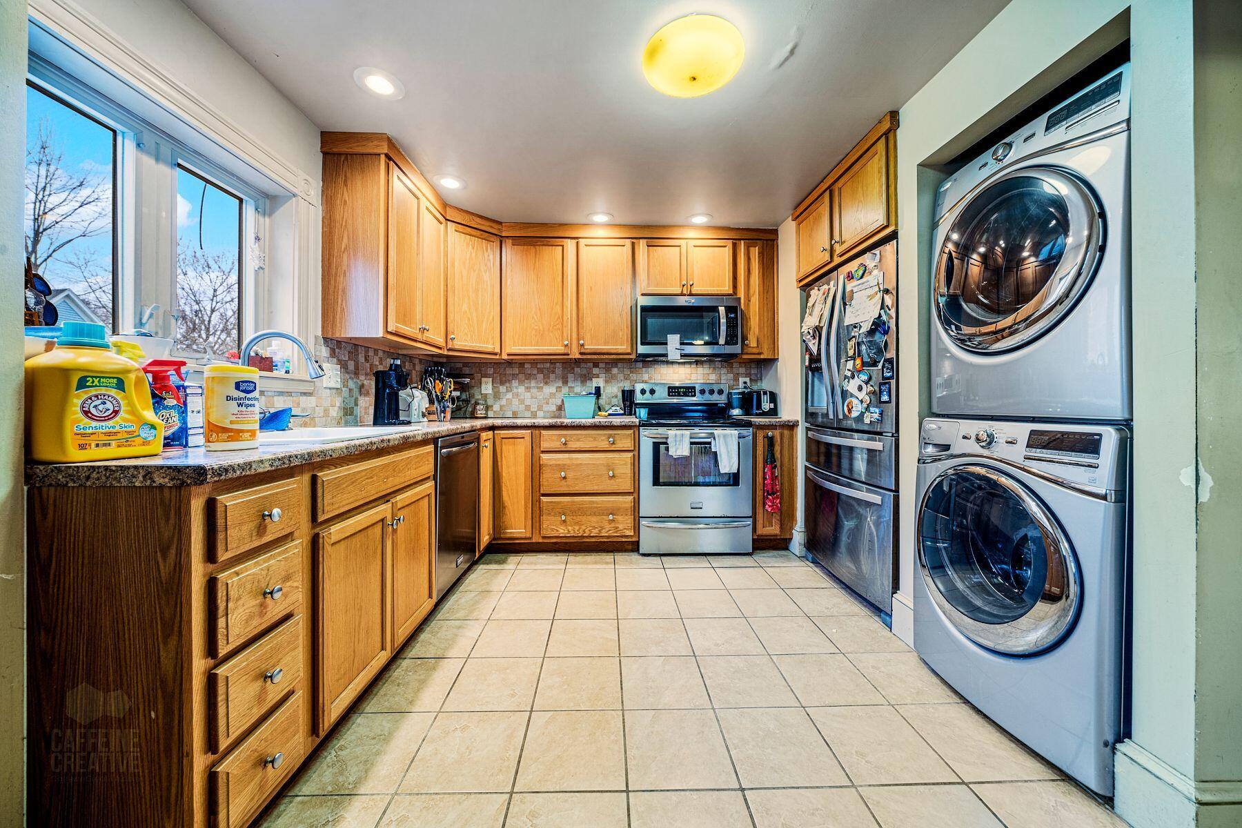 74 Devon Street Portland, ME 04102 - Photo 8 of 22 kitchen3