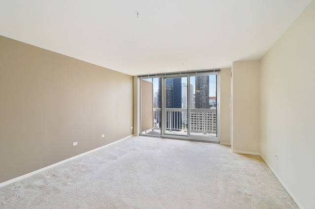 545 North Dearborn Street, Unit 3108 Chicago, IL 60654 - Photo 3 of 18