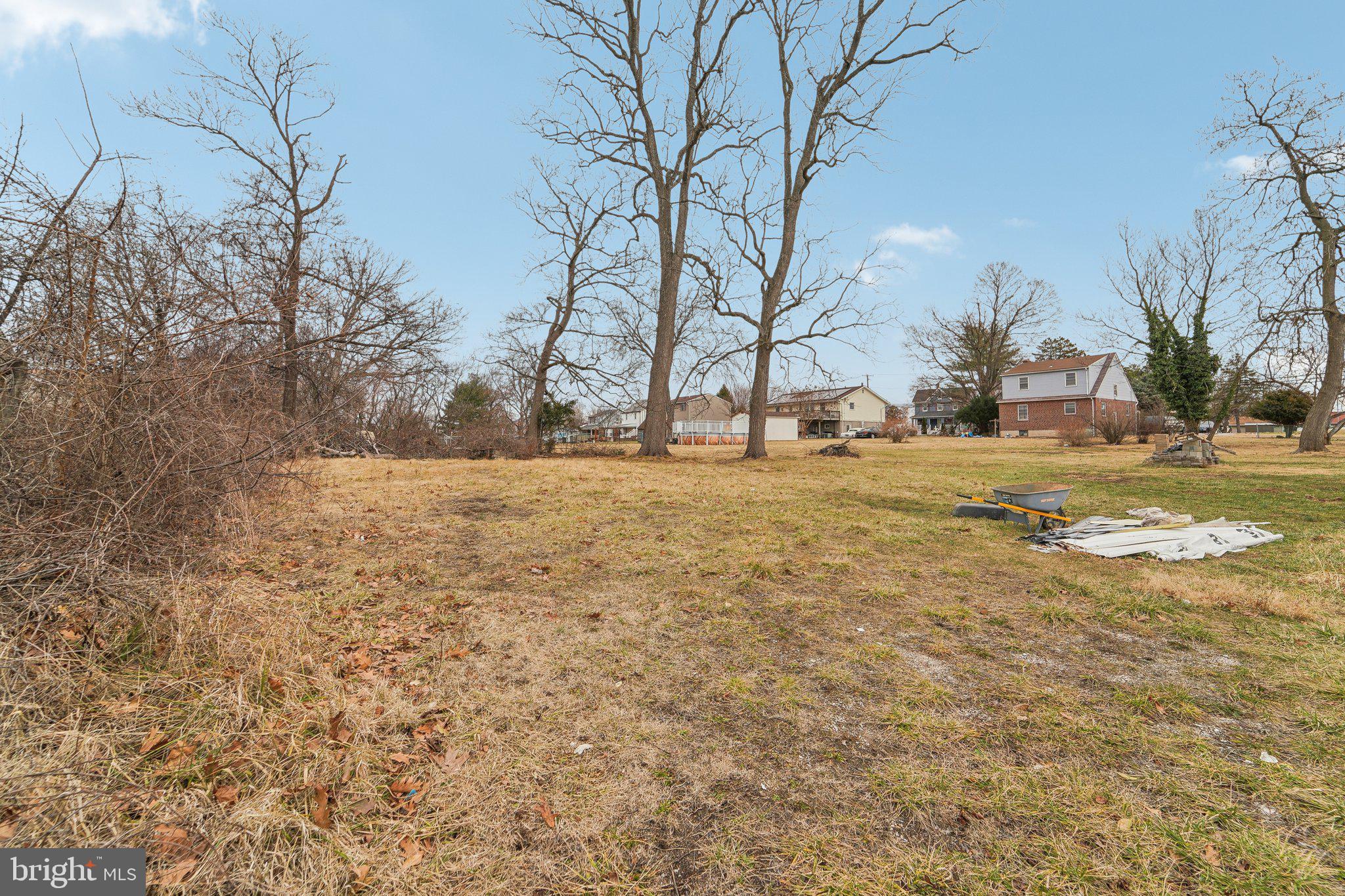 7008 Windsor Mill Road Baltimore, MD 21207 - Photo 29 of 34 a view of a yard with large trees