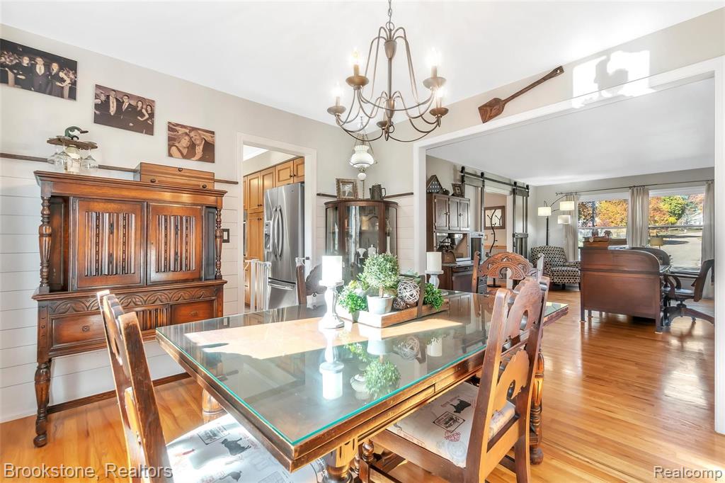 811 Croydon Road Rochester Hills, MI 48309 - Photo 8 of 47