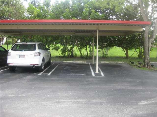 23345 Carolwood Lane, Unit 5109 Boca Raton, FL 33428 - Photo 3 of 14 Parking Lot/Garage