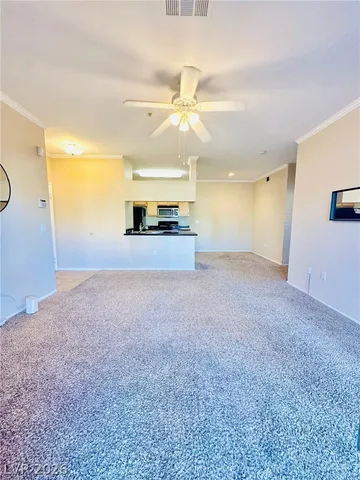 $1,395 | 2900 Sunridge Heights Parkway, Unit 1215, Henderson, NV 89052