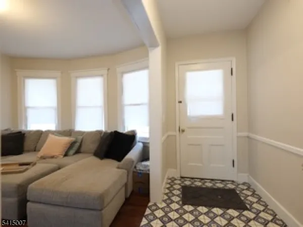 $3,500 | 2 Grant Avenue, Somerville, NJ 08876