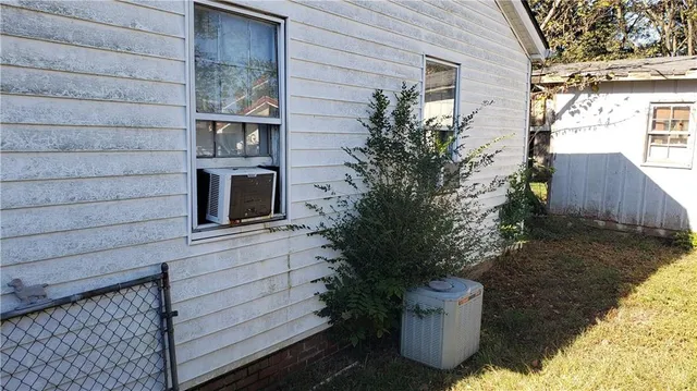 $280,000 | 247 Austin Avenue Northeast, Marietta, GA 30060