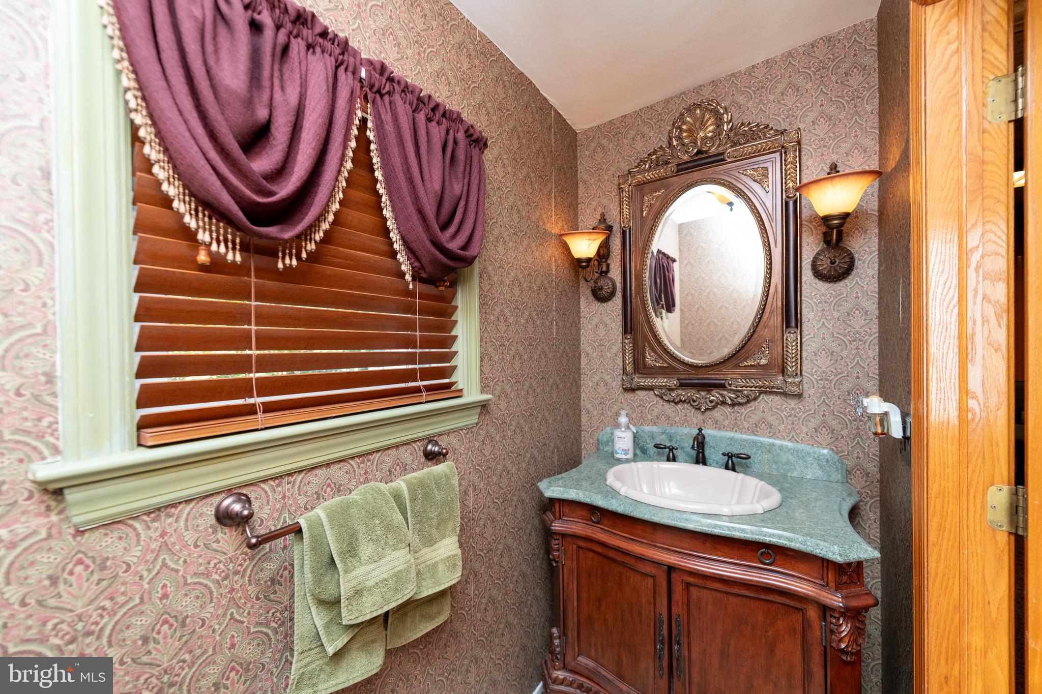 347 Grape Street Hammonton, NJ 08037 - Photo 7 of 57