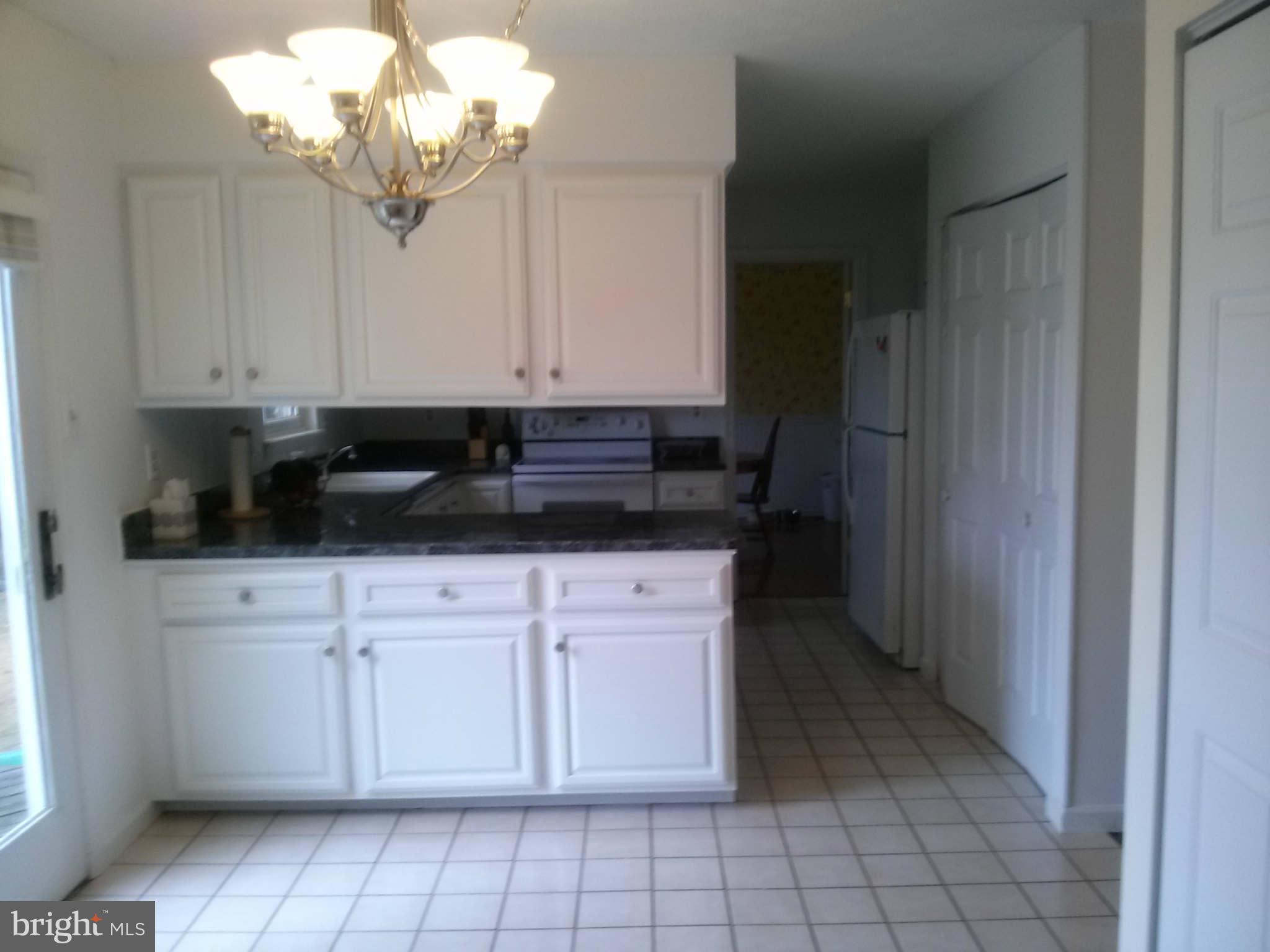 4715 Mt Carmel Road Hampstead, MD 21074 - Photo 12 of 29 Kitchen eat in area