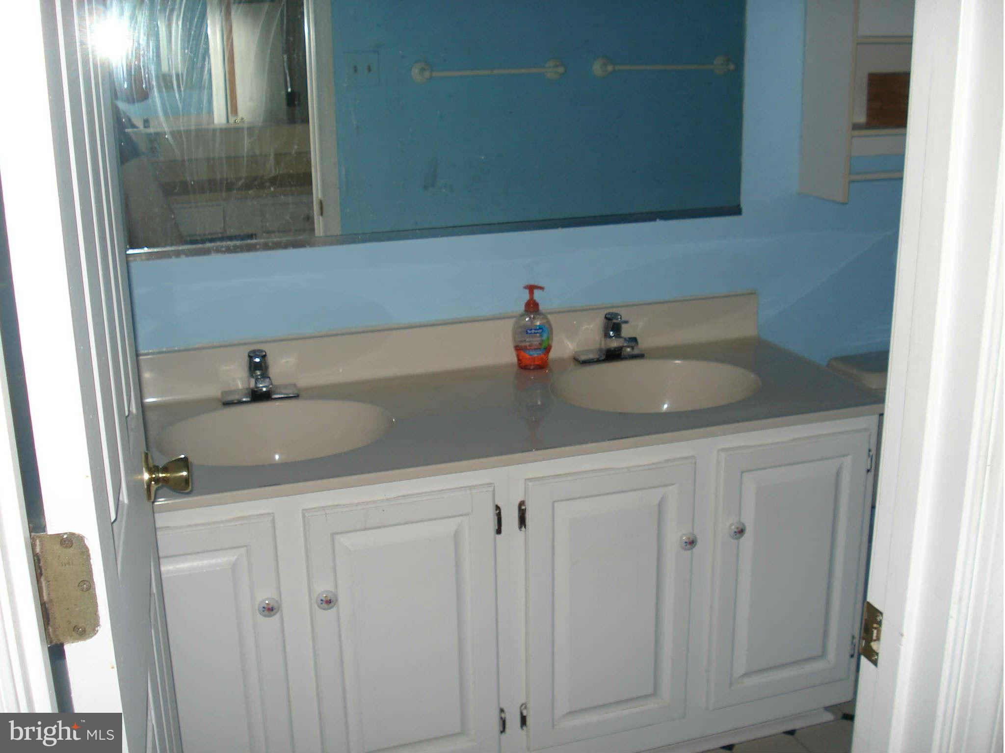 4715 Mt Carmel Road Hampstead, MD 21074 - Photo 22 of 29 Bedroom (Master)
