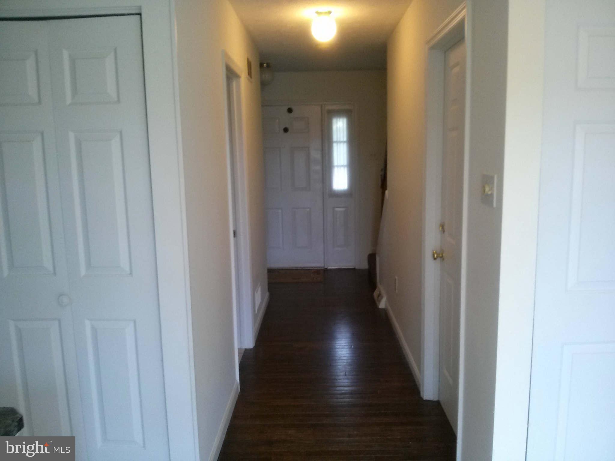 4715 Mt Carmel Road Hampstead, MD 21074 - Photo 9 of 29 Interior (General)