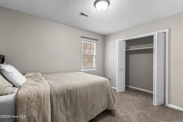 $1,600 | 612 Crissy Drive, Jacksonville, NC 28540