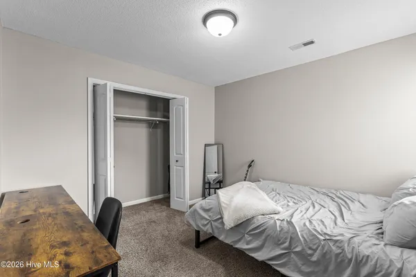 $1,600 | 612 Crissy Drive, Jacksonville, NC 28540