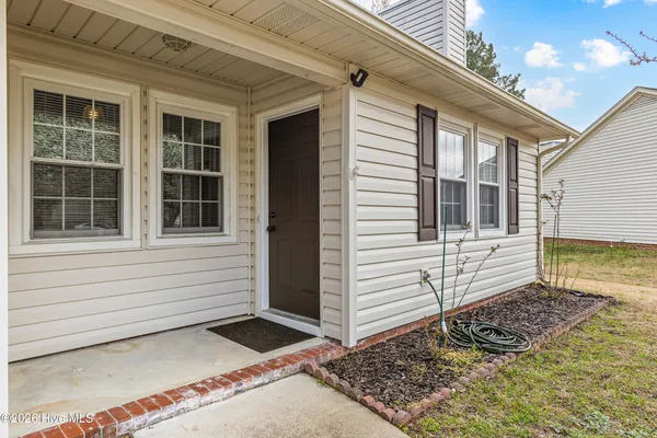 $1,600 | 612 Crissy Drive, Jacksonville, NC 28540